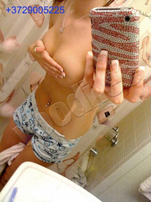 seksikas  neiu - foto