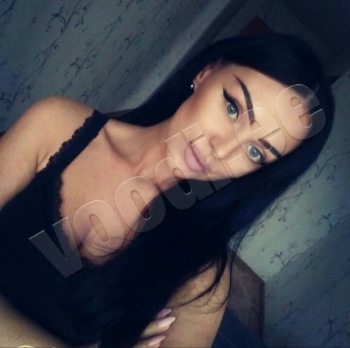 Tulen  külla   - photo