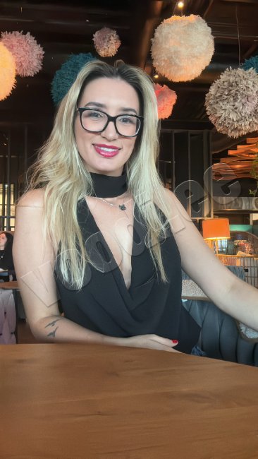 ISABELLE  DELUXE - foto