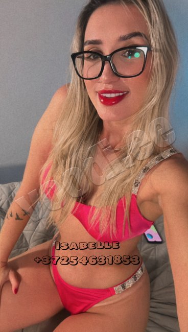 ISABELLE  HOT   - foto