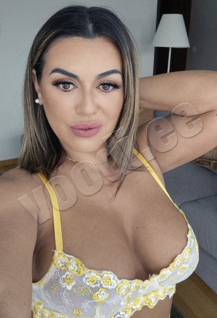 MONICA - foto