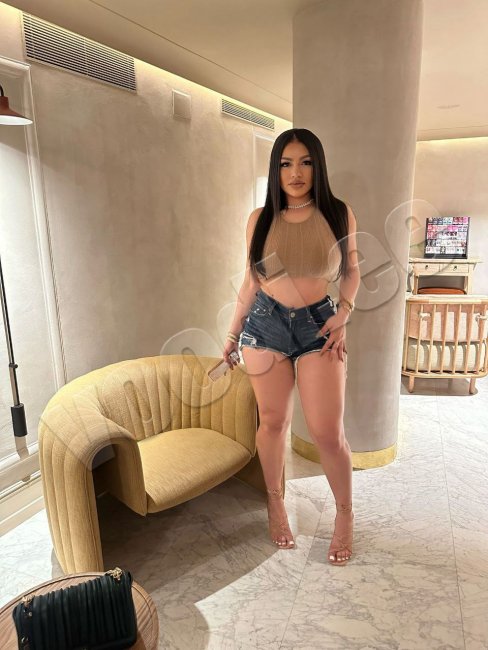 Ari  Knox - photo
