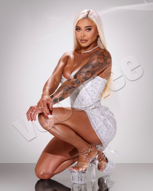 GIULIA  LAST  WEEK   - photo