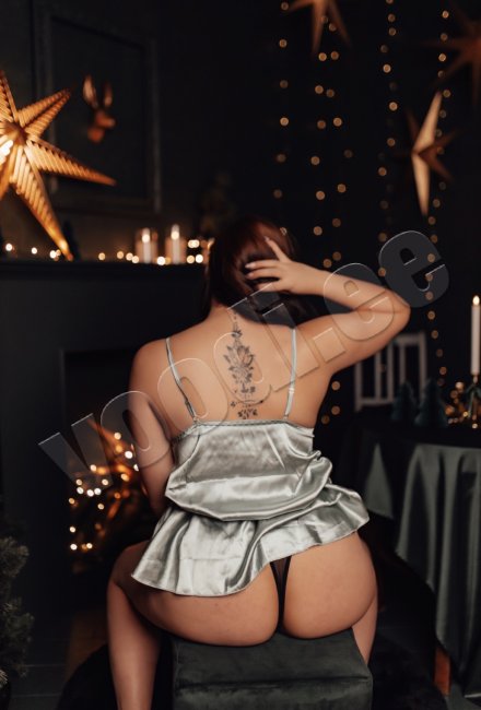 Maya  ANAL - фото