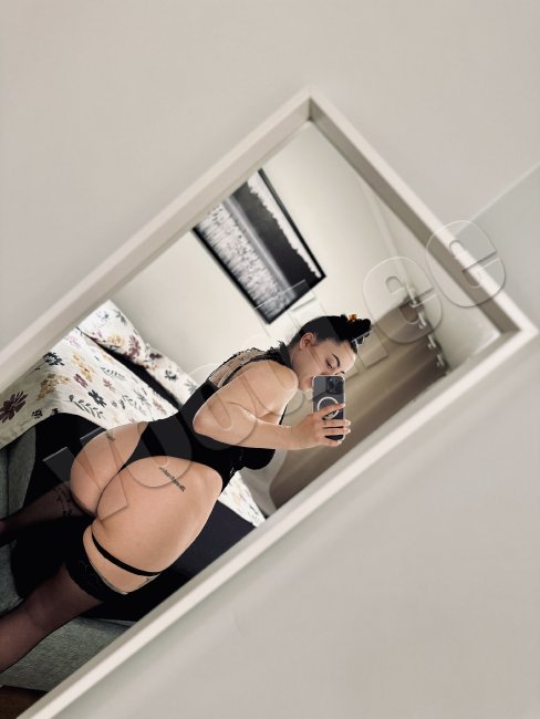 INCALL  AND  OUTCALL   - kuva