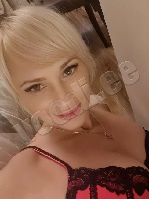 Golden  Ladyy - photo