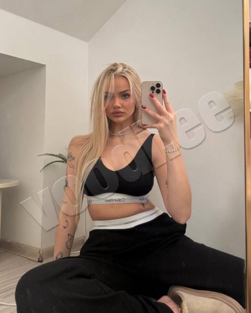Angelina - foto