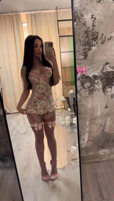 Anya - foto