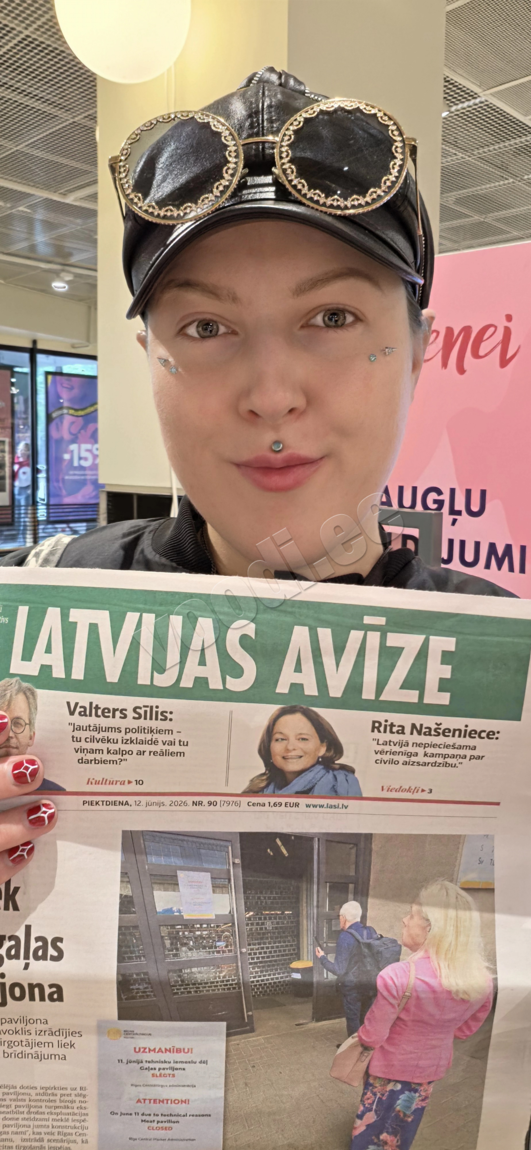 ✦✦✦  Dieve  ✦✦✦ - kuva