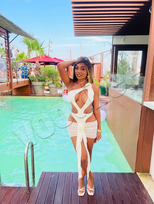 Safira  Brown   - foto