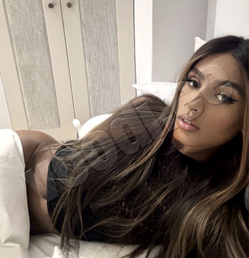 Trans Camila   XL - foto